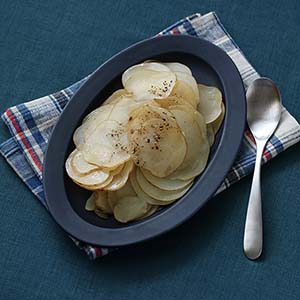 薄切りポテトのコンソメ煮