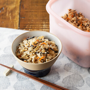 栄養たっぷり炊き込みご飯