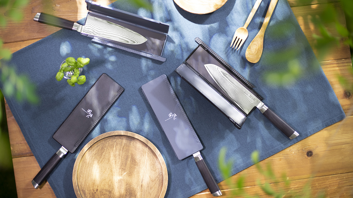 持ち運びや収納をより安全に！おすすめの包丁ケースとスタンドを紹介  