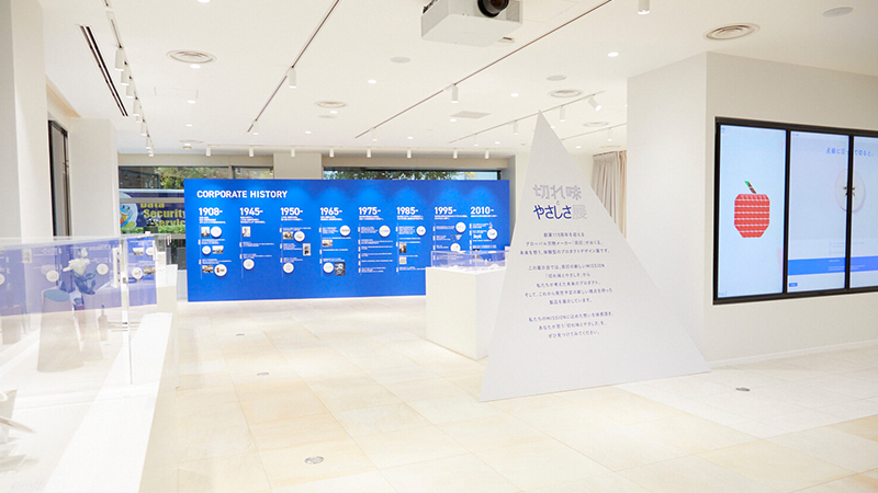 この展示は、2023年11月に渋谷のHz-Shibuya(ヘルツシブヤ)で開催した「切れ味とやさしさ展」のために用意したものなんですよ。