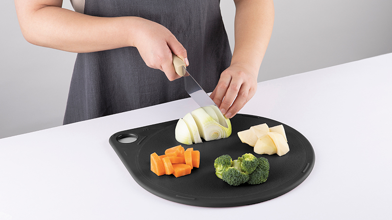 まとめ:おしゃれな丸いまな板で調理を楽しく