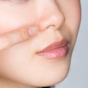 鼻毛処理のおすすめの方法2つ！抜くのがNGなのはなぜ？