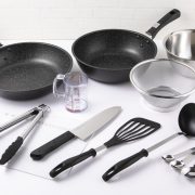 一人暮らしに最低限必要な調理器具11選！おすすめのセット商品も紹介