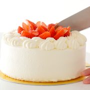 ケーキをうまく切る裏ワザ5選！きれいに等分するコツまで