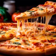 ピザの基本の切り方とコツ｜お店のようにきれいに仕上げる便利な道具
