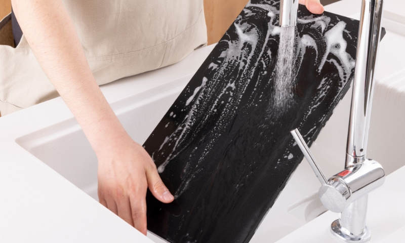 吸水性が低く、臭いが付きにくい