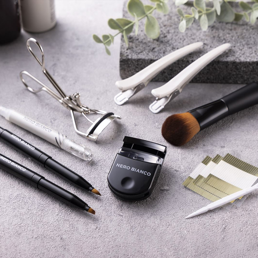日本限定 貝印 KQ3510 NEROBIANCO ヘアクリップ 2P