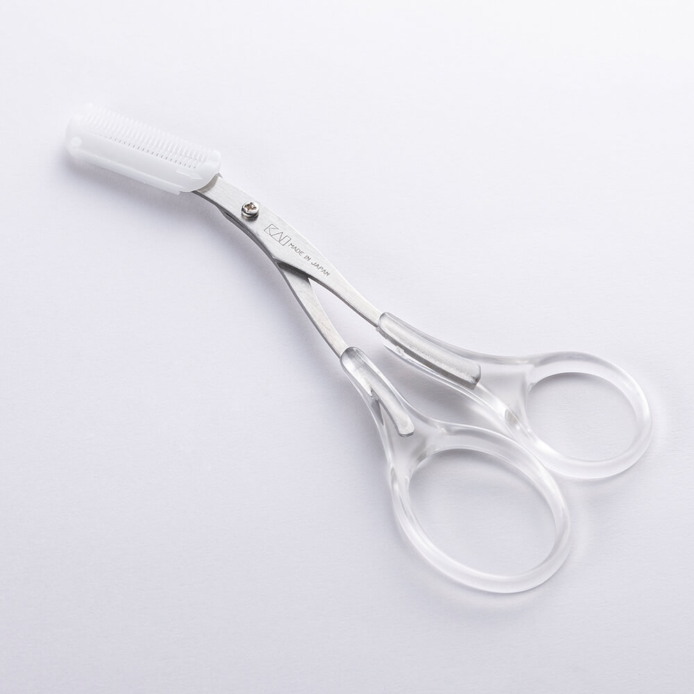 【SALE／10%OFF Groom！ クシ付きマユハサミ クリア | 貝印公式オンラインストア ヘアカット
