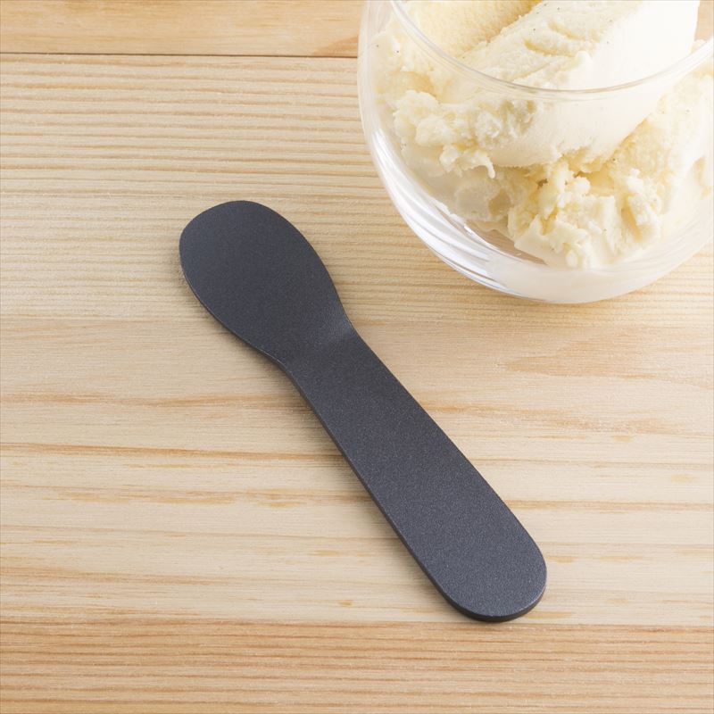 手の熱で溶かしてすくうアイスクリームスプーン ブラック 貝印公式オンラインストア